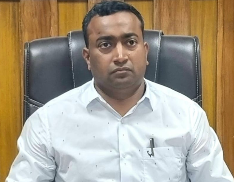 Dr. Nitish Kumar
